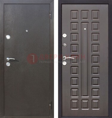 Коричневая железная дверь с порошковым окрасом ДП-63 в Лыткарино