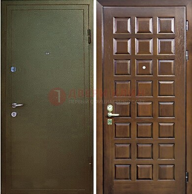 Зеленая входная дверь с порошковым окрасом ДП-64 в Талдоме