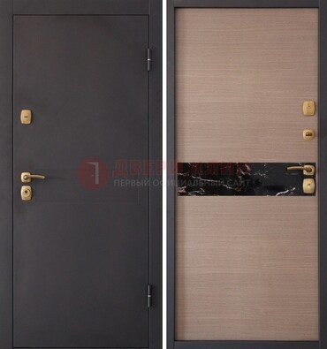 Коричневая металлическая дверь с порошковым окрасом ДП-82 в Ступино