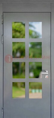 Серая металлическая дверь со стеклом ДС-78 в Ступино