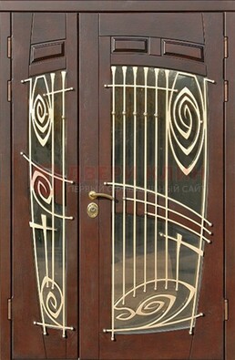 Коричневая железная дверь с большим стеклом и ковкой ДСК-203 в Ступино