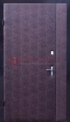 Бордовая металлическая тамбурная дверь ДТМ-3 в Ступино