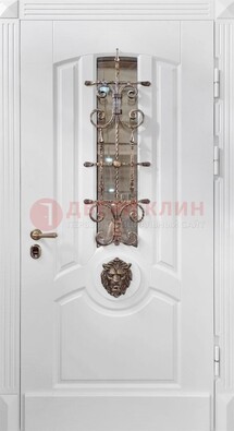 Белая металлическая дверь с виноритом и стеклом с ковкой ДВТ-165 в Ступино