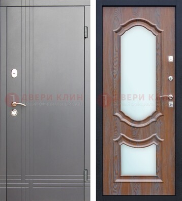 Серая входная дверь со светлой МДФ и зеркалами внутри ДЗ-77 в Ступино