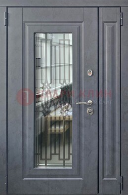 Серая стальная дверь Винорит со стеклом и ковкой ПЛ-29 в Ступино