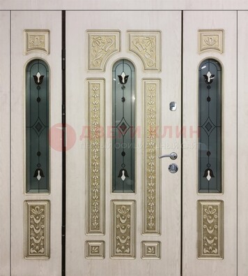 Светлая железная дверь с МДФ и витражом ВЖ-34 в Ступино